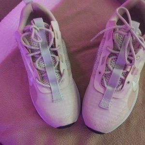 nike shoes and MK shoes